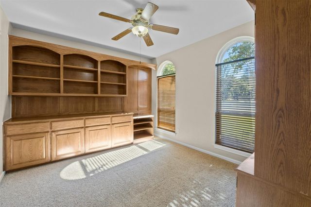 1001 Chickory CT, Round Rock, TX 78665