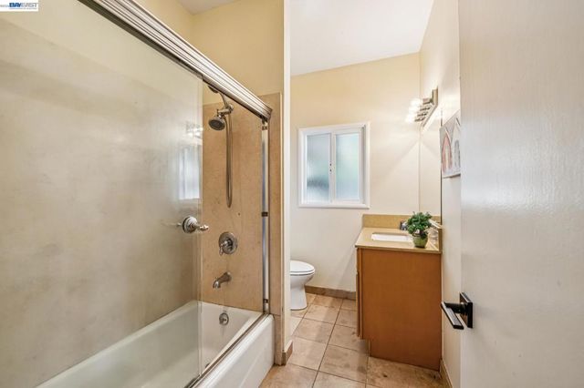 1801 Wood St, Alameda, CA 94501