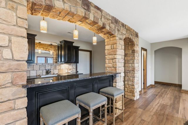 2630 S Brookmeadow Dr, Garden Plain, KS 67050