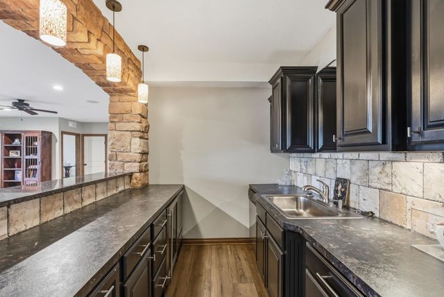 2630 S Brookmeadow Dr, Garden Plain, KS 67050