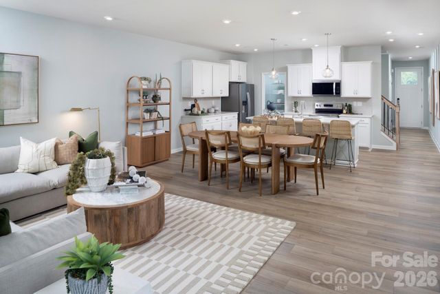 1308 Vibrant Road, Charlotte, NC 28215