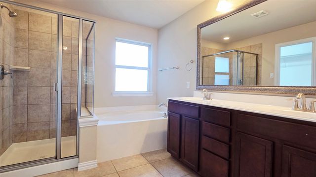 4364 Peregrine Way, Carrollton, TX 75010