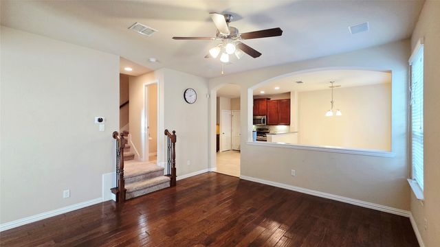 4364 Peregrine Way, Carrollton, TX 75010