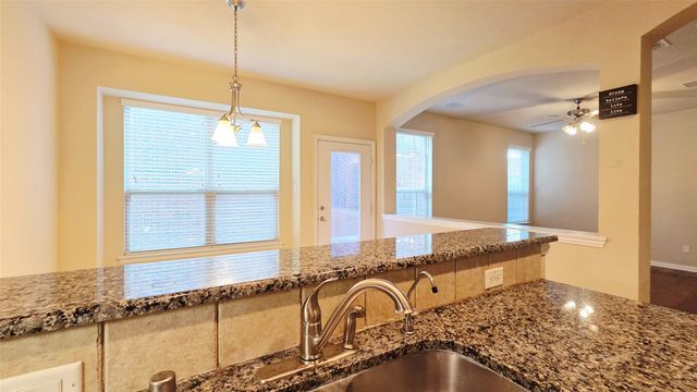 4364 Peregrine Way, Carrollton, TX 75010