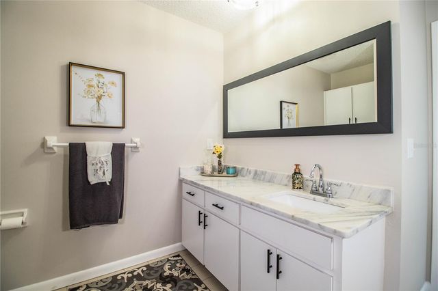 11 LOMA VERDE 11, Lakeland, FL 33813