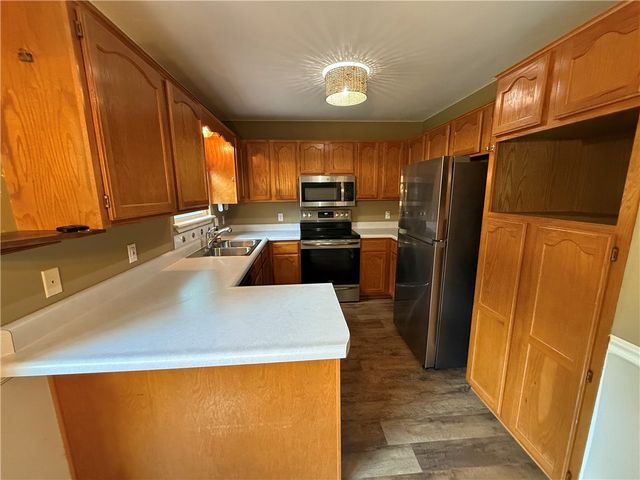 2 Melling Circle, Bella Vista, AR 72715