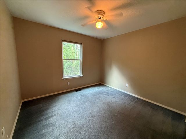 2 Melling Circle, Bella Vista, AR 72715