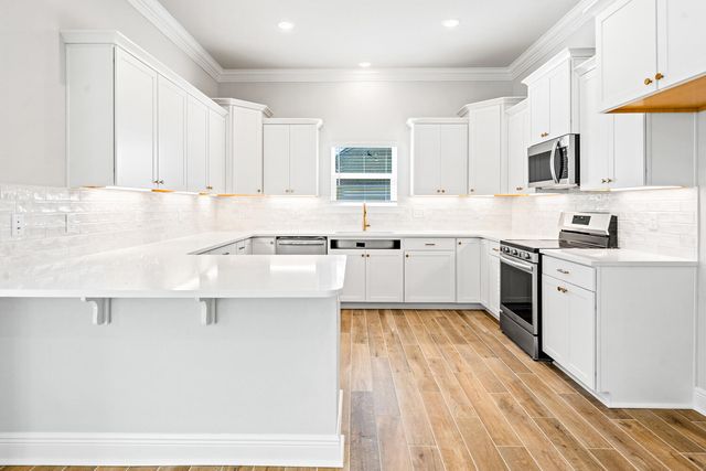 75 Butterfly Bend, Freeport, FL 32439