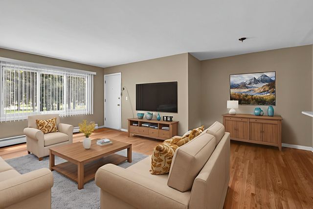 7952 MADISON Street 2E, River Forest, IL 60305