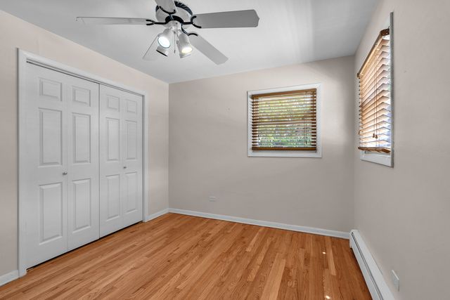 7952 MADISON Street 2E, River Forest, IL 60305