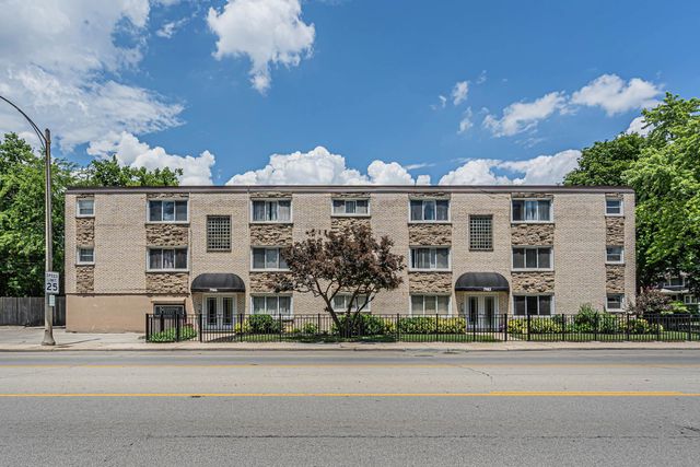 7952 MADISON Street 2E, River Forest, IL 60305