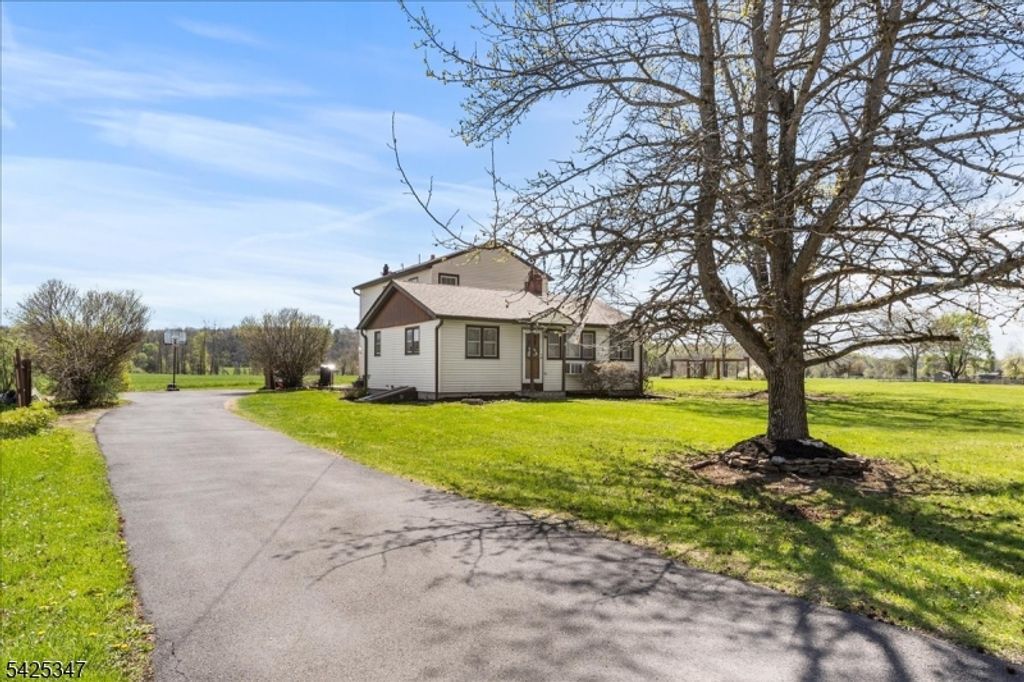 938 Maple Ave, Stillwater Twp., NJ 07860