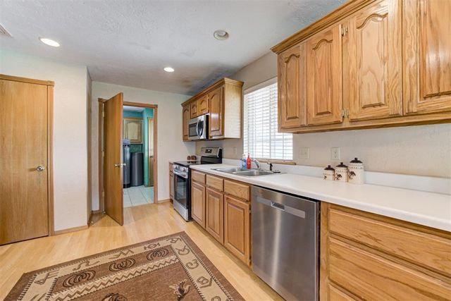 9106 Banner Road, Lexington, OK 73051