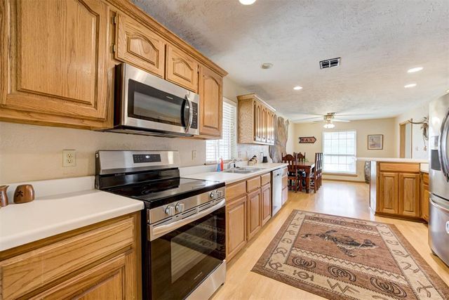 9106 Banner Road, Lexington, OK 73051