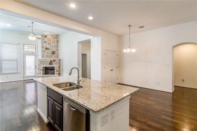 425 Miracle Rose WAY, Liberty Hill, TX 78642