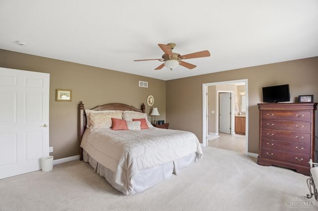 1324 Wexford Lane, Green Twp, OH 45233
