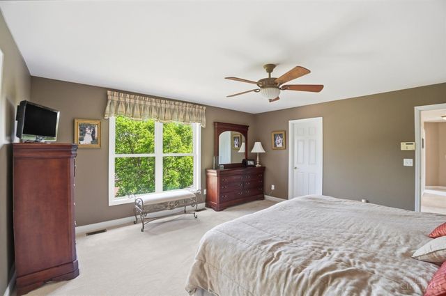 1324 Wexford Lane, Green Twp, OH 45233