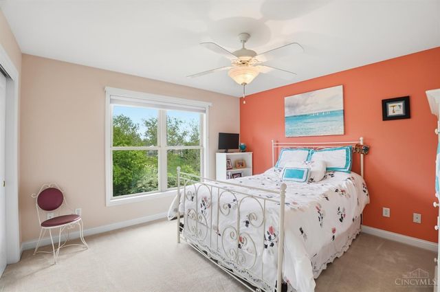 1324 Wexford Lane, Green Twp, OH 45233