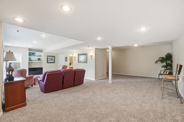 1324 Wexford Lane, Green Twp, OH 45233