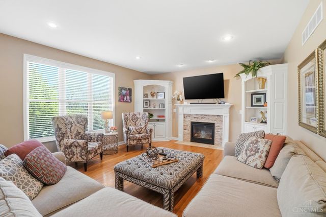 1324 Wexford Lane, Green Twp, OH 45233