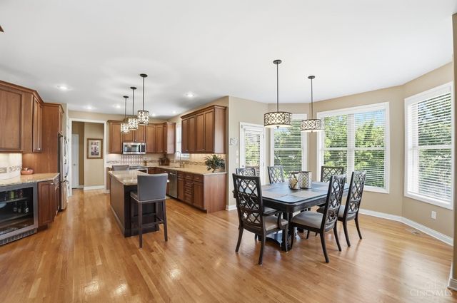 1324 Wexford Lane, Green Twp, OH 45233