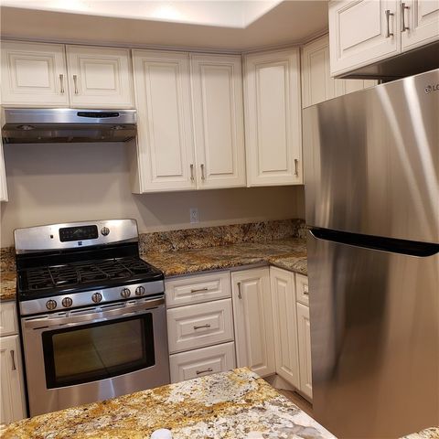64 Woodleaf, Irvine, CA 92614