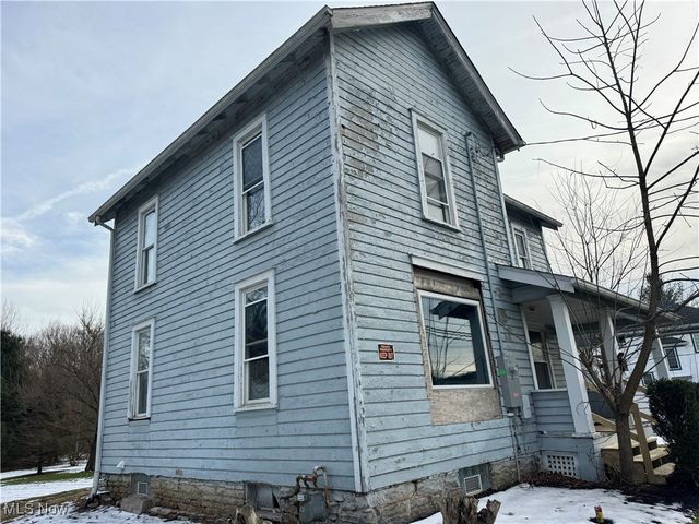 358 N High, Cortland, OH 44410