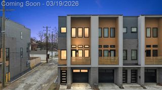 1531 Pallister Street, Detroit, MI 48206