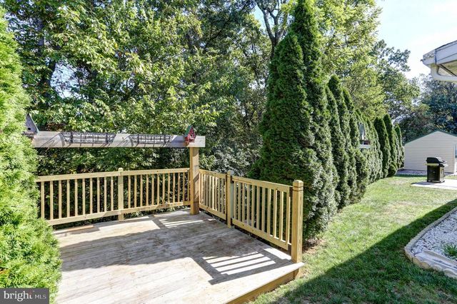 24 ARWIN DR, Hummelstown, PA 17036