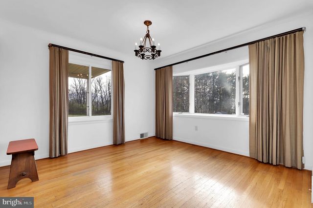 12829 BRADBURY AVE, Smithsburg, MD 21783