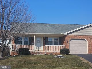 1290 WOODRIDGE DR, Middletown, PA 17057