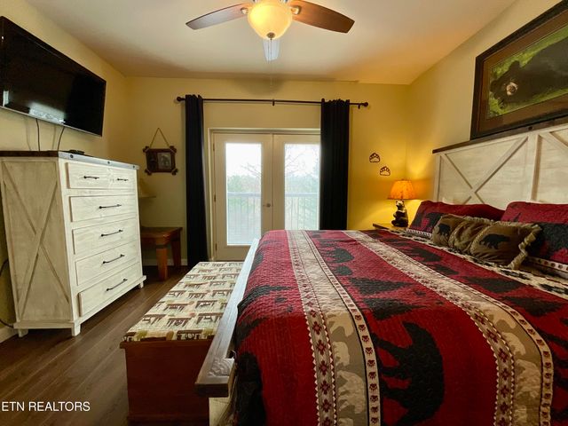 124 Plaza Drive 5402, Pigeon Forge, TN 37863