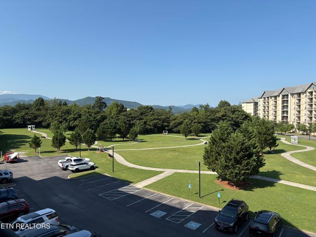 124 Plaza Drive 5402, Pigeon Forge, TN 37863