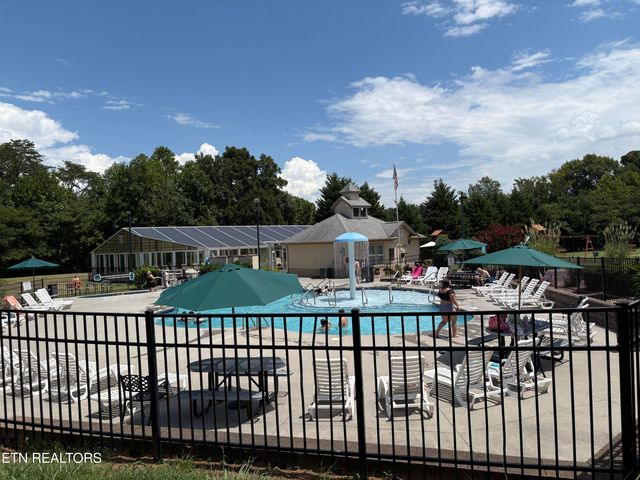 124 Plaza Drive 5402, Pigeon Forge, TN 37863