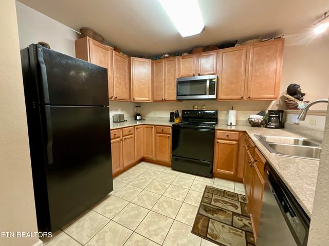 124 Plaza Drive 5402, Pigeon Forge, TN 37863