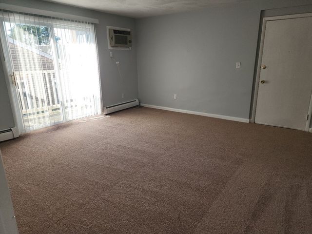 135 East Main St F-8, Westborough, MA 01581