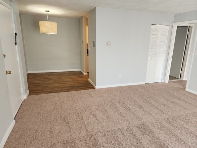 135 East Main St F-8, Westborough, MA 01581