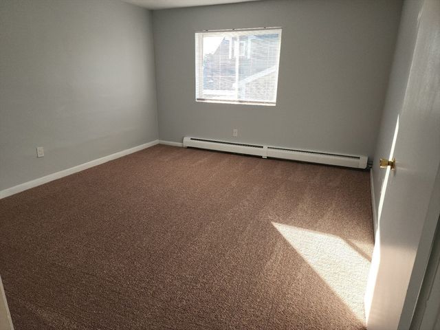 135 East Main St F-8, Westborough, MA 01581