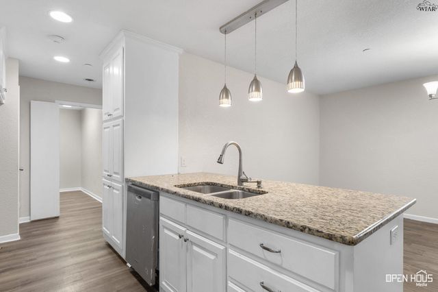 4608 HOLLANDALE AVENUE, Wichita Falls, TX 76302