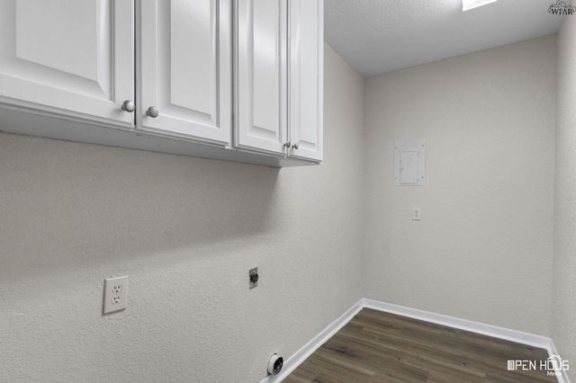 4608 HOLLANDALE AVENUE, Wichita Falls, TX 76302