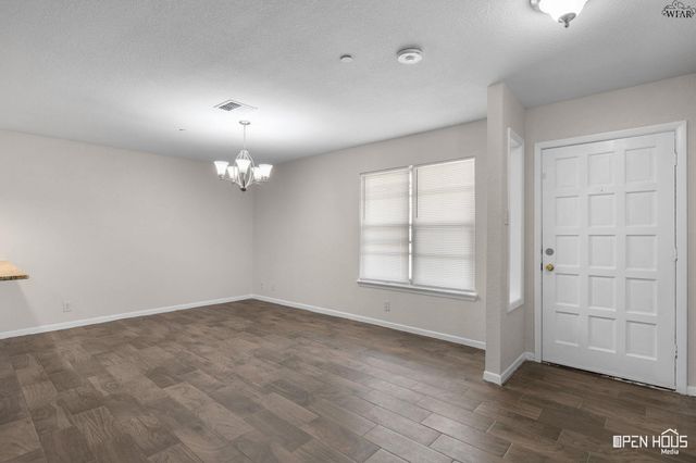 4608 HOLLANDALE AVENUE, Wichita Falls, TX 76302