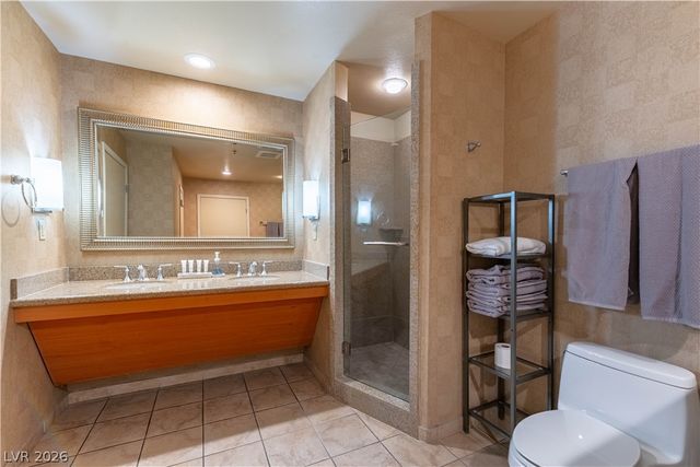 211 East Flamingo Road 905, Las Vegas, NV 89169