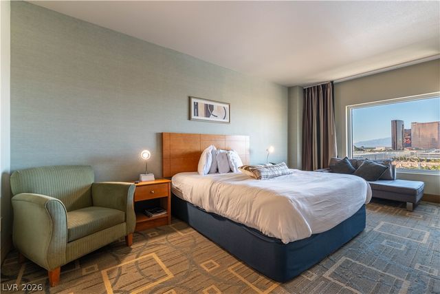 211 East Flamingo Road 905, Las Vegas, NV 89169
