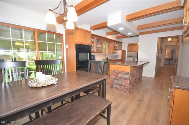 614 Fairwood Drive, Tallmadge, OH 44278