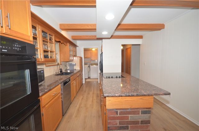 614 Fairwood Drive, Tallmadge, OH 44278