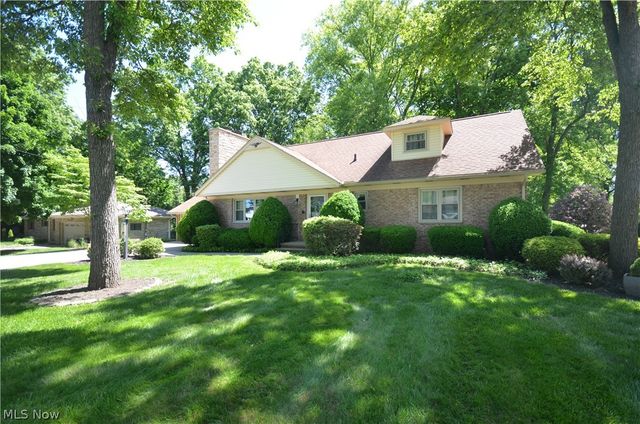 614 Fairwood Drive, Tallmadge, OH 44278