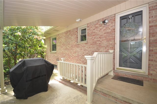 614 Fairwood Drive, Tallmadge, OH 44278