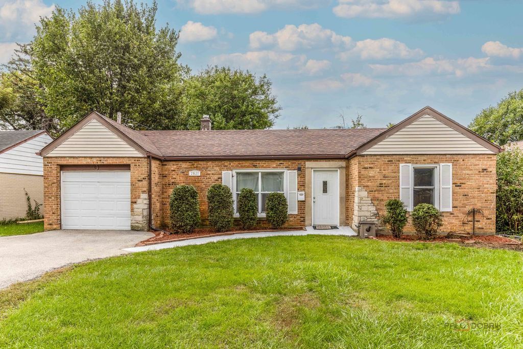 2821 Dempster Street, Park Ridge, IL 60068 — photo 2