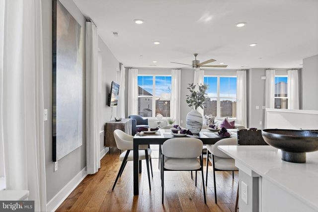 150 LEONA STEWART, Pennington, NJ 08534