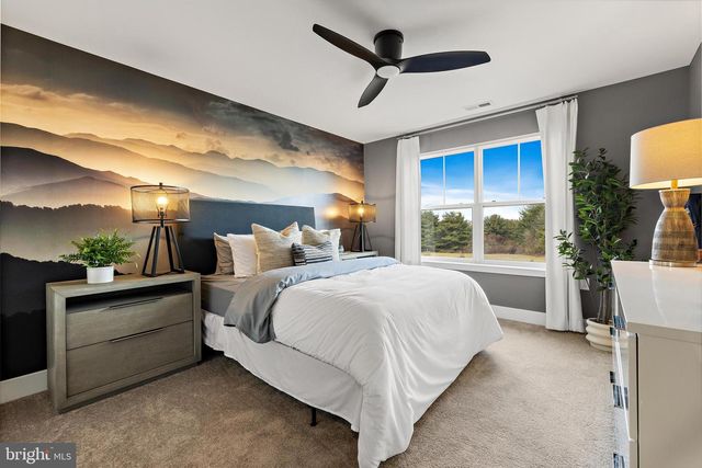 150 LEONA STEWART, Pennington, NJ 08534